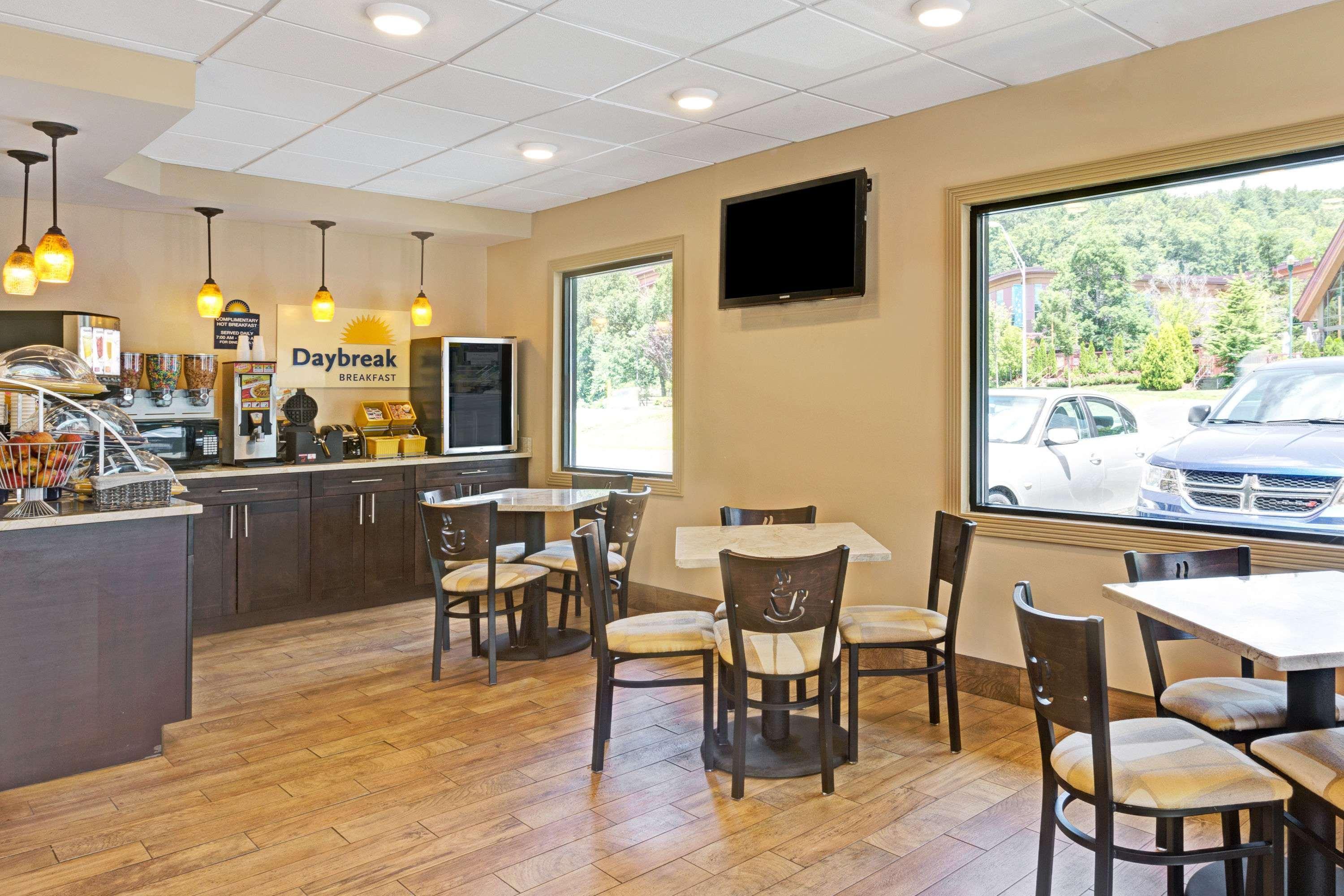 Days By Wyndham Near Casino Motel 2*