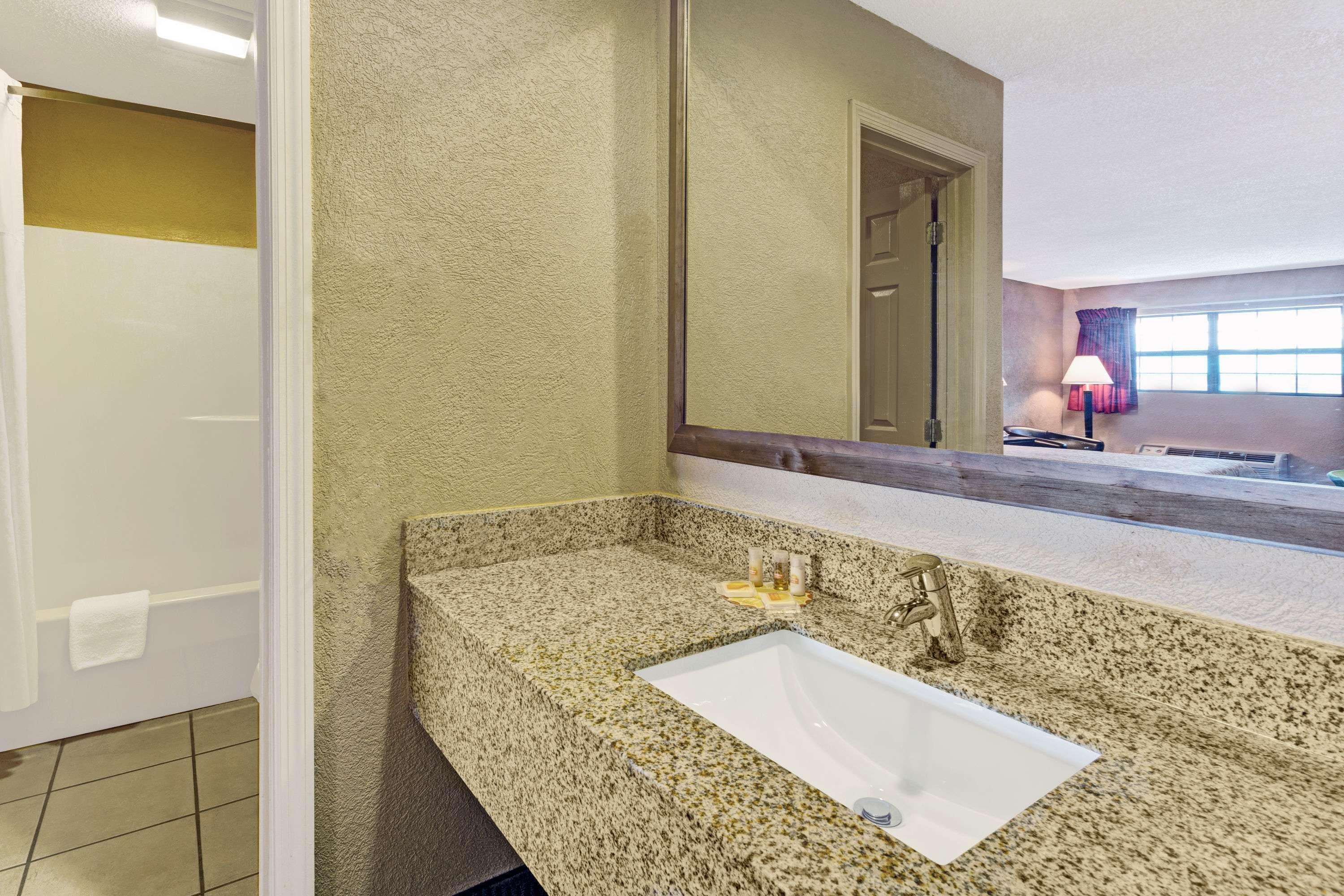 Days By Wyndham Near Casino 2*